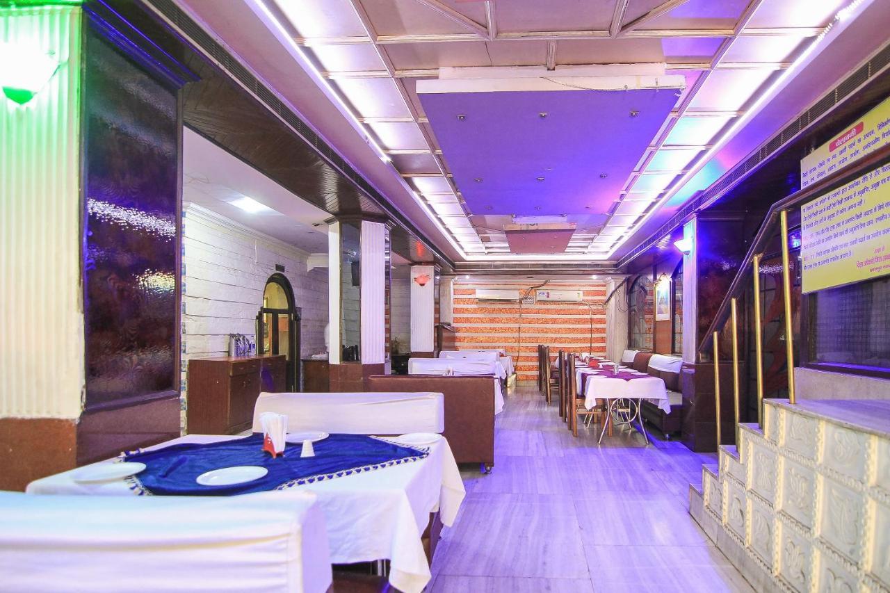 Oyo 2569 Hotel Paradise 坎普尔 外观 照片