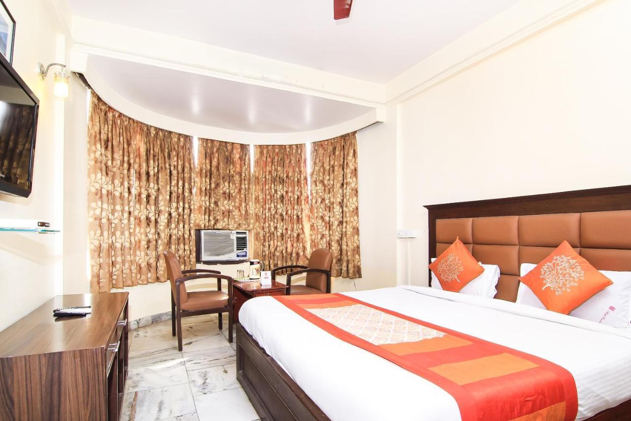 Oyo 2569 Hotel Paradise 坎普尔 外观 照片