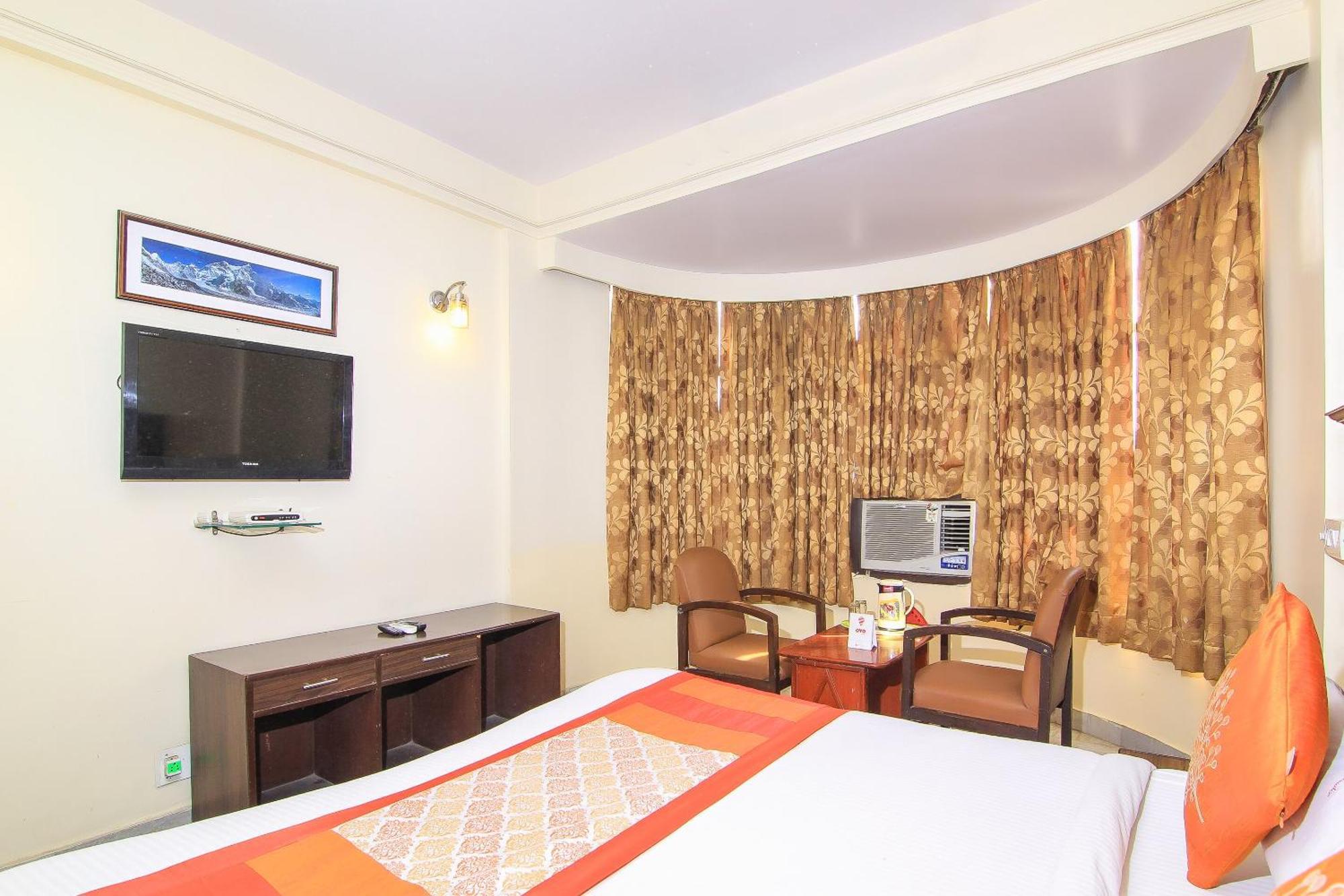 Oyo 2569 Hotel Paradise 坎普尔 外观 照片