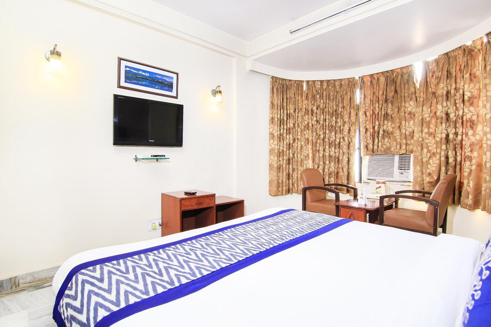 Oyo 2569 Hotel Paradise 坎普尔 外观 照片